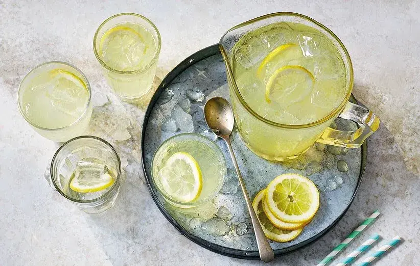 Lemonade-in-pitcher_11zon