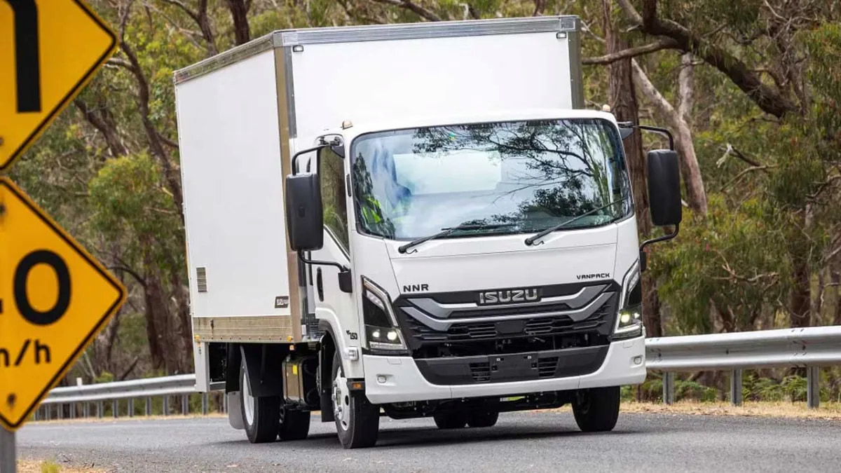New-Isuzu-N-Series-Truck-7