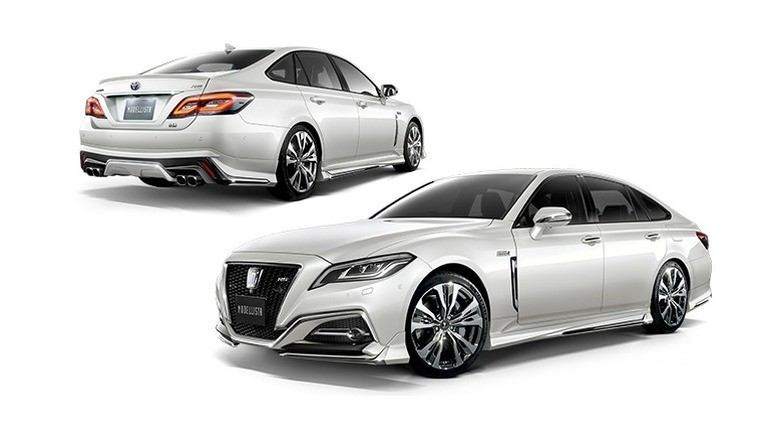 7-2018-toyota-crown-modellista