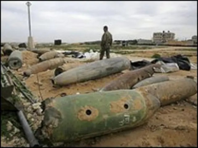 090217165256_bomb.jpg_11zon