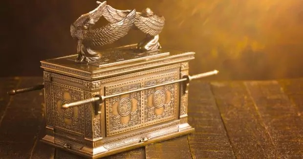 ark-of-covenant-620x326