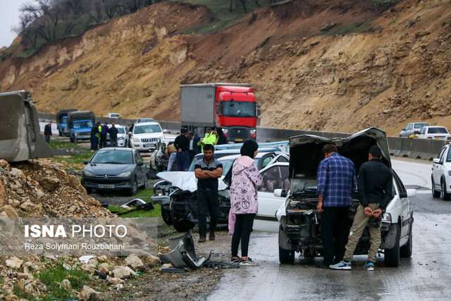 بی‌احتیاطی رانندگان باعث این فاجعه در زنجان شد!