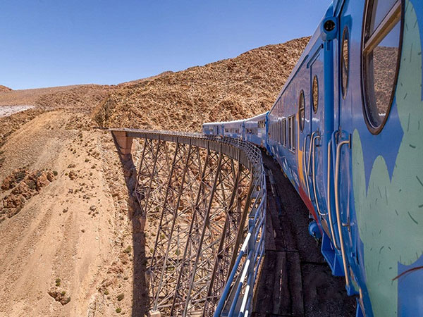 معرفی ۱۱ سفر زیبا با قطار در سراسر جهان + عکس