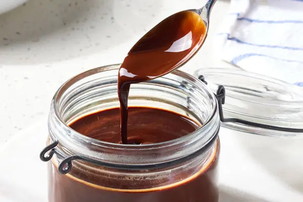 chocolate-souce-in-jar