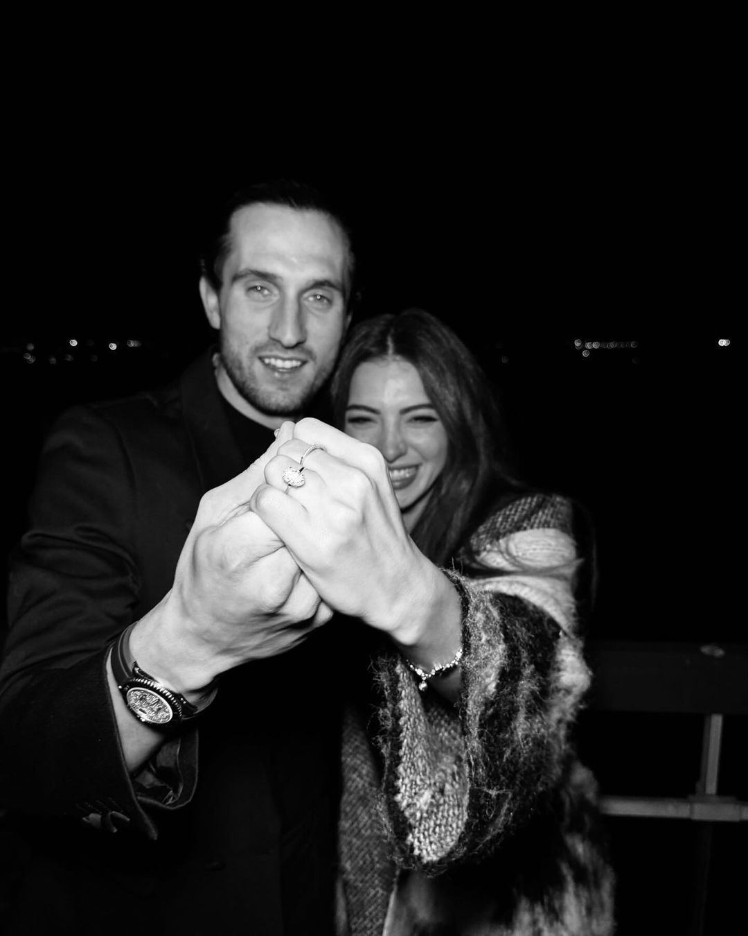 عکس ازدواج بازیگر زیبای ترک با آقای فوتبالیست