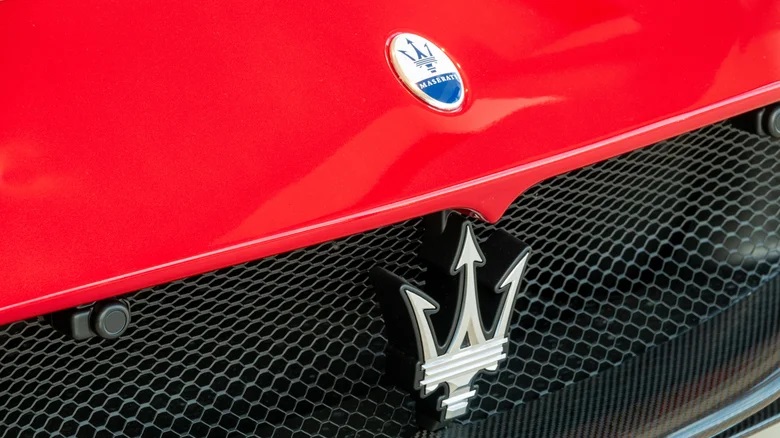 4-coolest-italian-sports-car-brand-logos-what-they-mean-maserati-1755778960