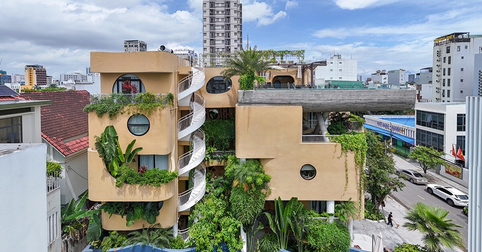 معماری منحصر به فرد خانهای با «استخر معلق» 5