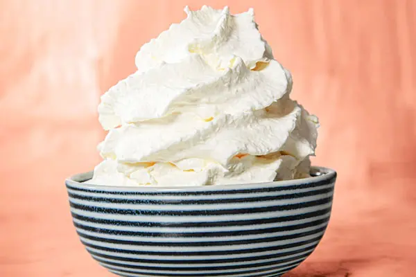 cream-for-chocolate-glase