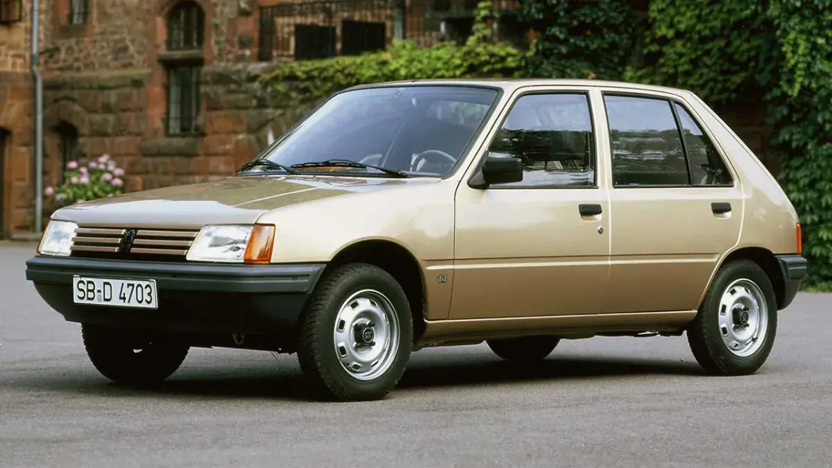 small-cars-13-699dff577636aea58fd0758a_11zon