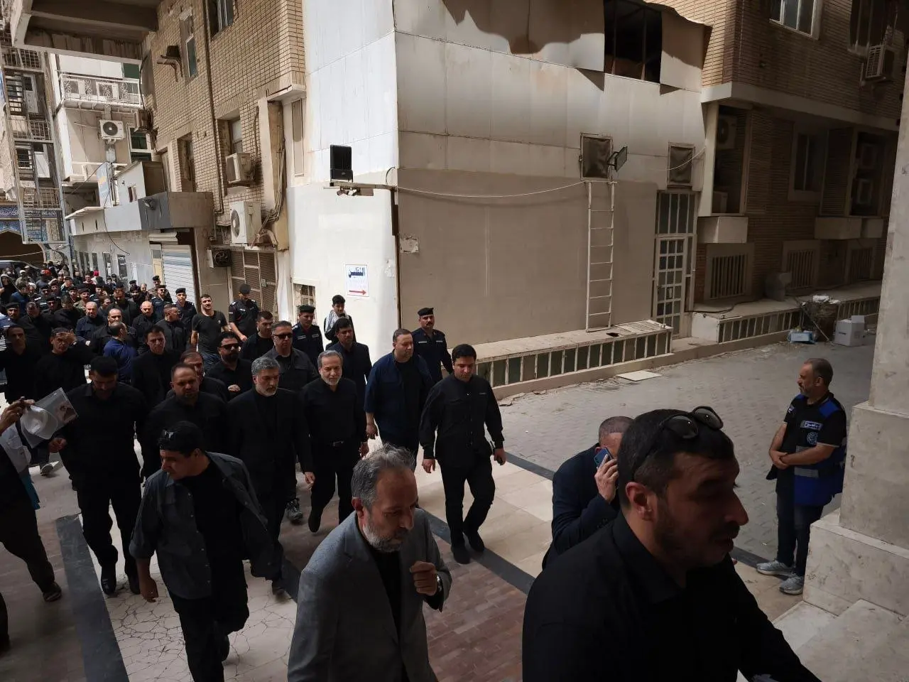 عراقچی یک روز قبل از اربعین وارد نجف شد