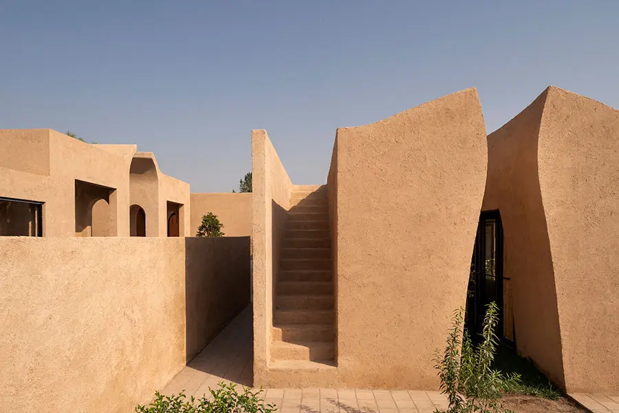wall-house-16