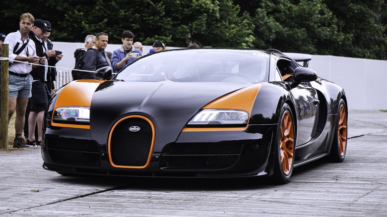 4-bugatti-veyron-1752681149