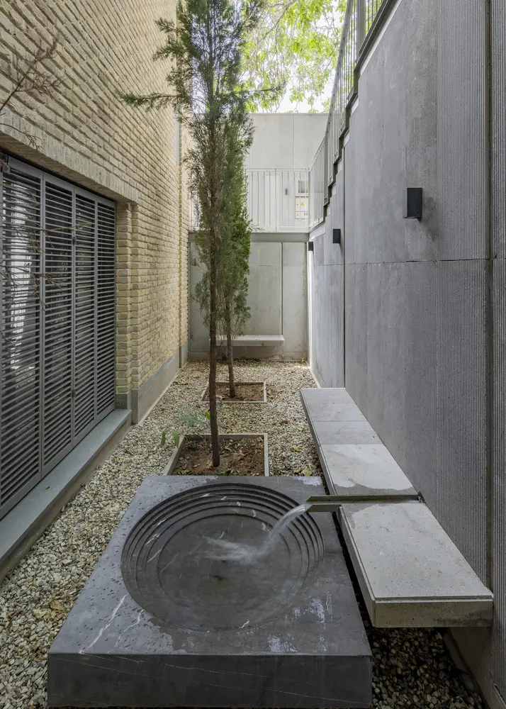 rafieians-house-3