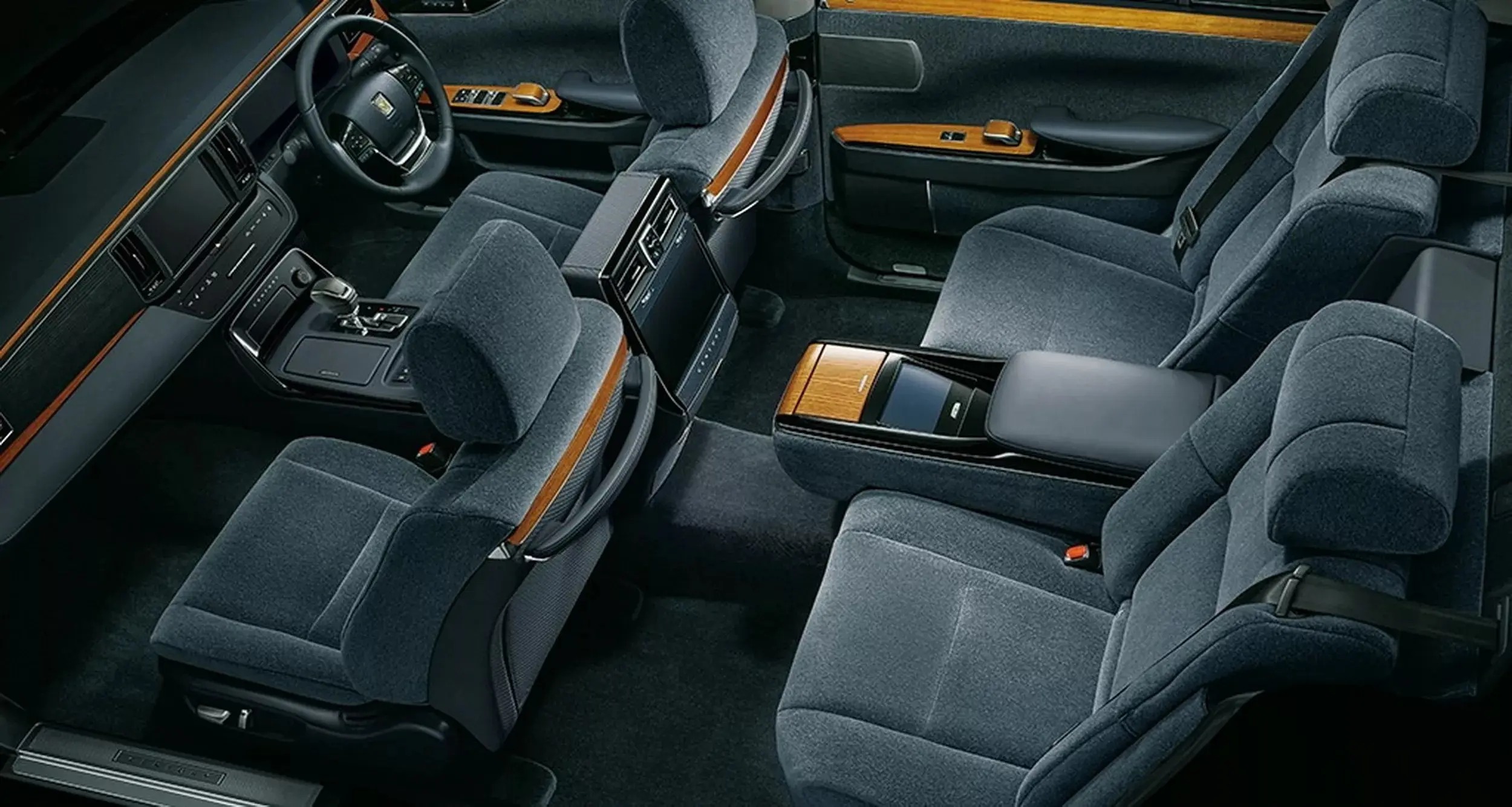 the-2026-century-broke-up-with-toyota-and-sent-the-9_11zon