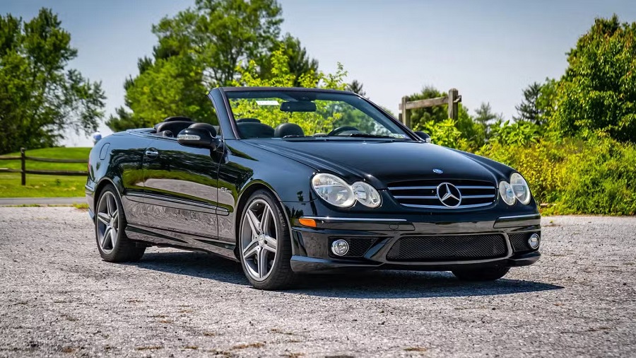 1fastest-car-for-20-000-2008-mercedes-benz-clk63-amg-cabriolet-front-three-quarter