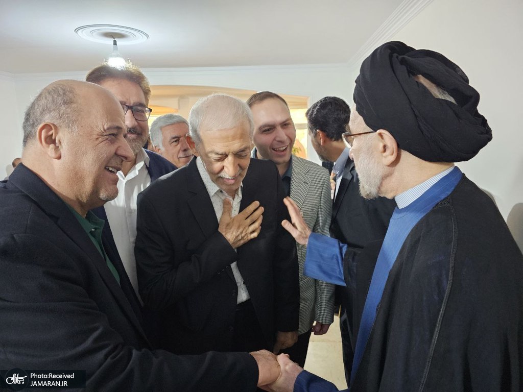 تصاویری متفاوت از محمد خاتمی در یک مهمانی نوروزی