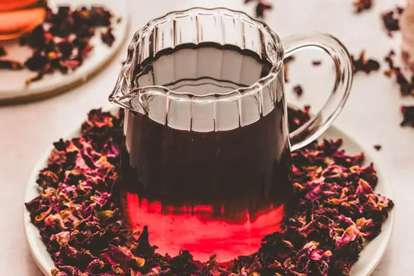 Rose-Petal-Syrup-in-jar