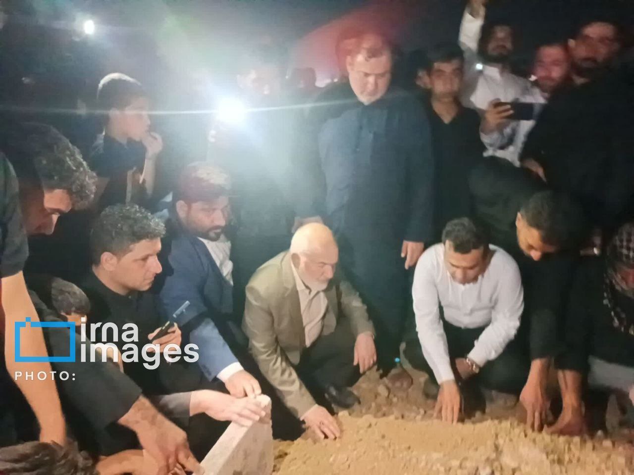 photo_2025-11-12_23-37-42