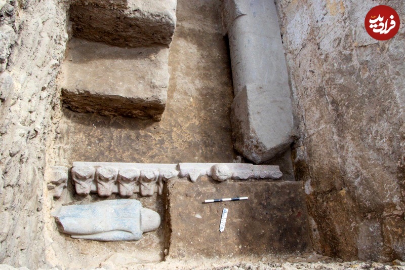 Djoser-wife-and-10-daughters