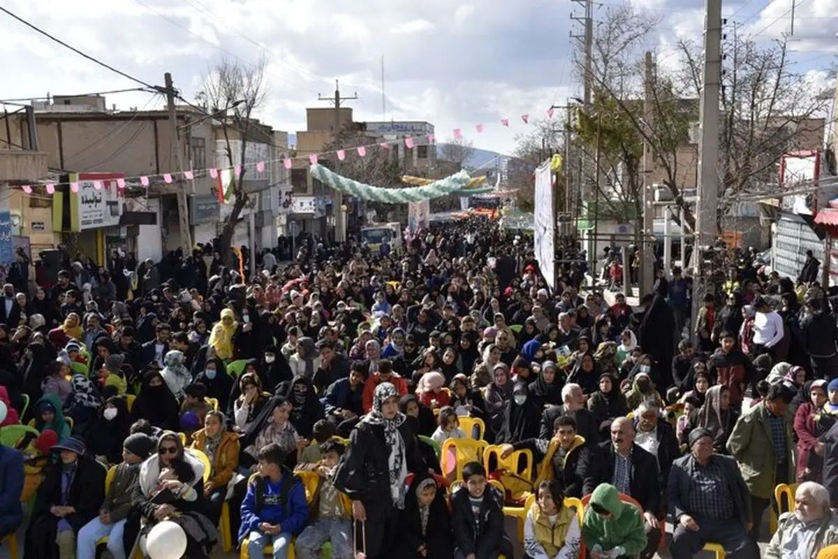 انتقاد از برگزاری جشن‌های خیابانی با هزینه گزاف