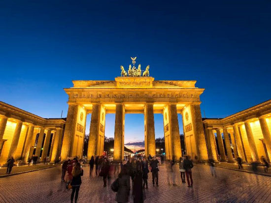 خرید بلیط ارزان برای سفر به برلین در فلای‌تودی
