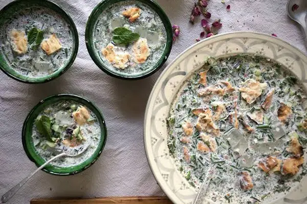 serving-ab-dogh-khiyar