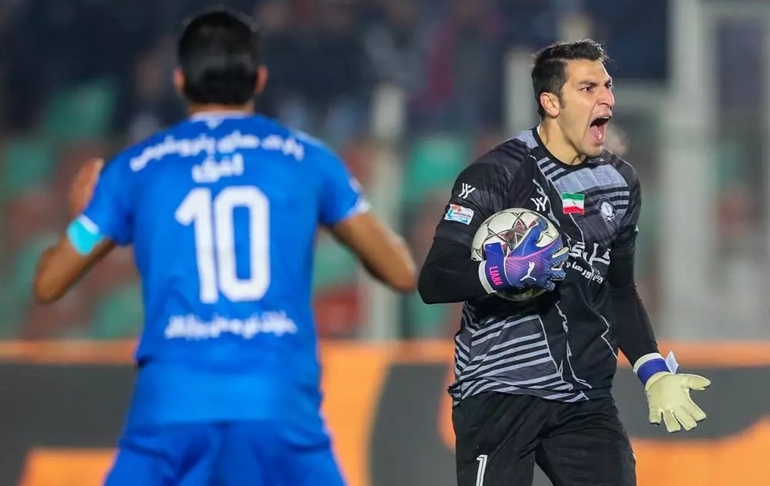 mohammadrezaakhbari-golgohar-esteghlal-ramin-rezaeian-2025