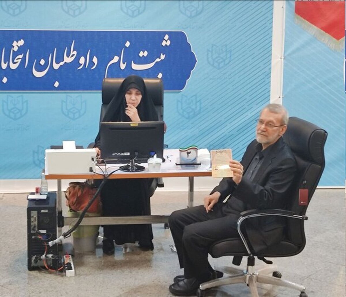 شعار انتخاباتی لاریجانی جنجال به‌پا کرد!