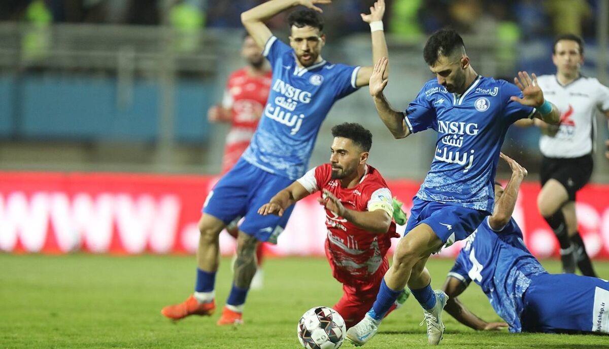 توهین پرسپولیسی‌ها به داور؛ ستاره‌های قرمز محروم می‌شوند؟