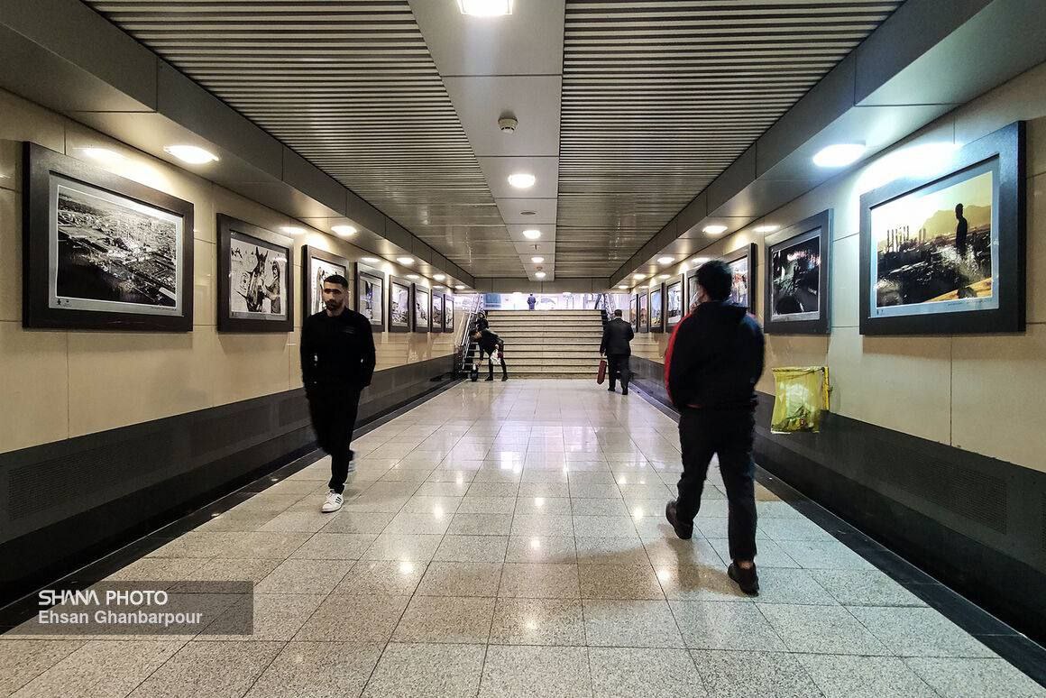 تصویری متفاوت از چند زن در مترو تهران
