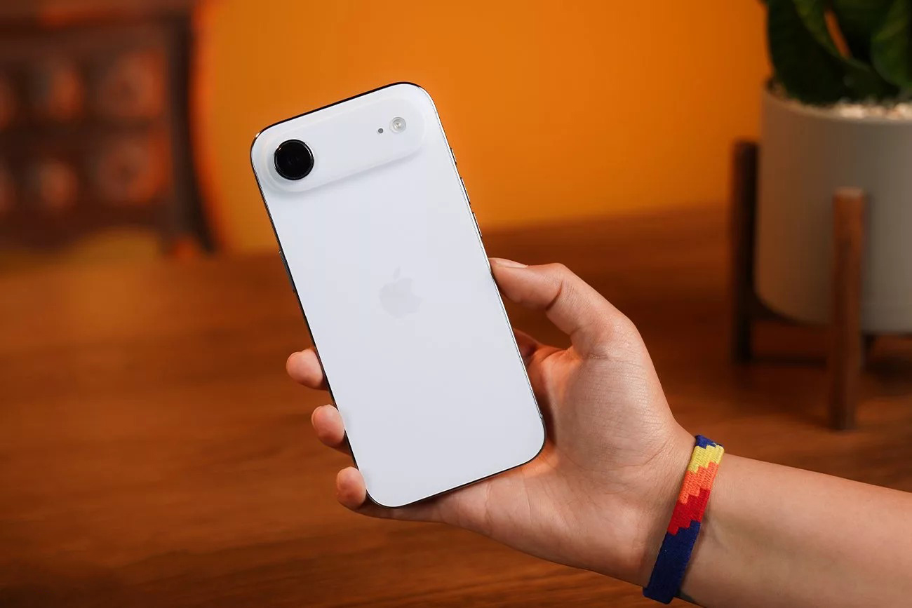 DigiPics-iPhone-17-Air-12.jpg_11zon