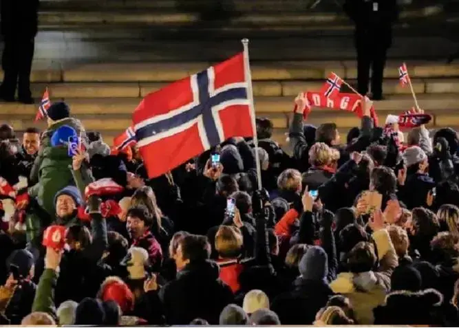 87032709-e7a7-42f1-9f8e-d0b628d3d6d5