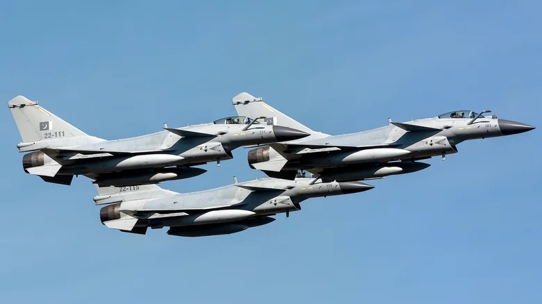 5-most-advanced-chinese-fighter-jets-chengdu-j-10-1756193399