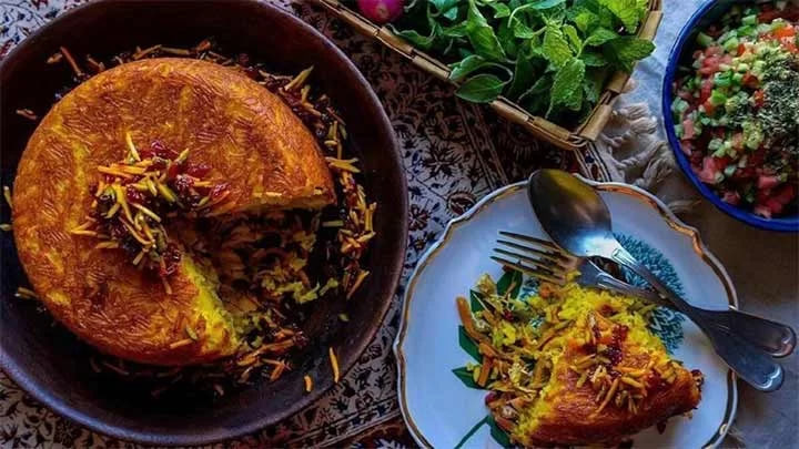 طرز تهیه ته‌چین هویج‌پلو؛ مرحله به مرحله