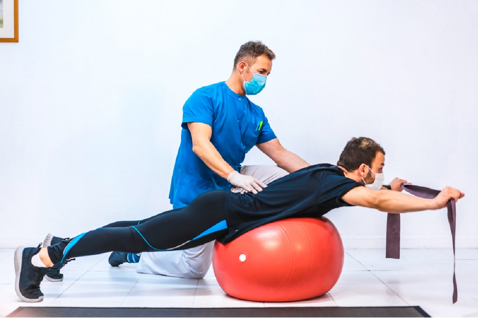 چه مشکلاتی با کمک فیزیوتراپی ورزشی برطرف می شود؟