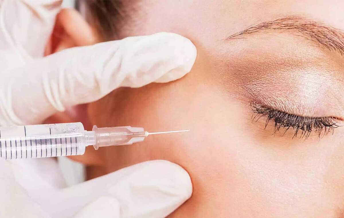 تزریق فیلر زیر چشم چگونه انجام می شود؟