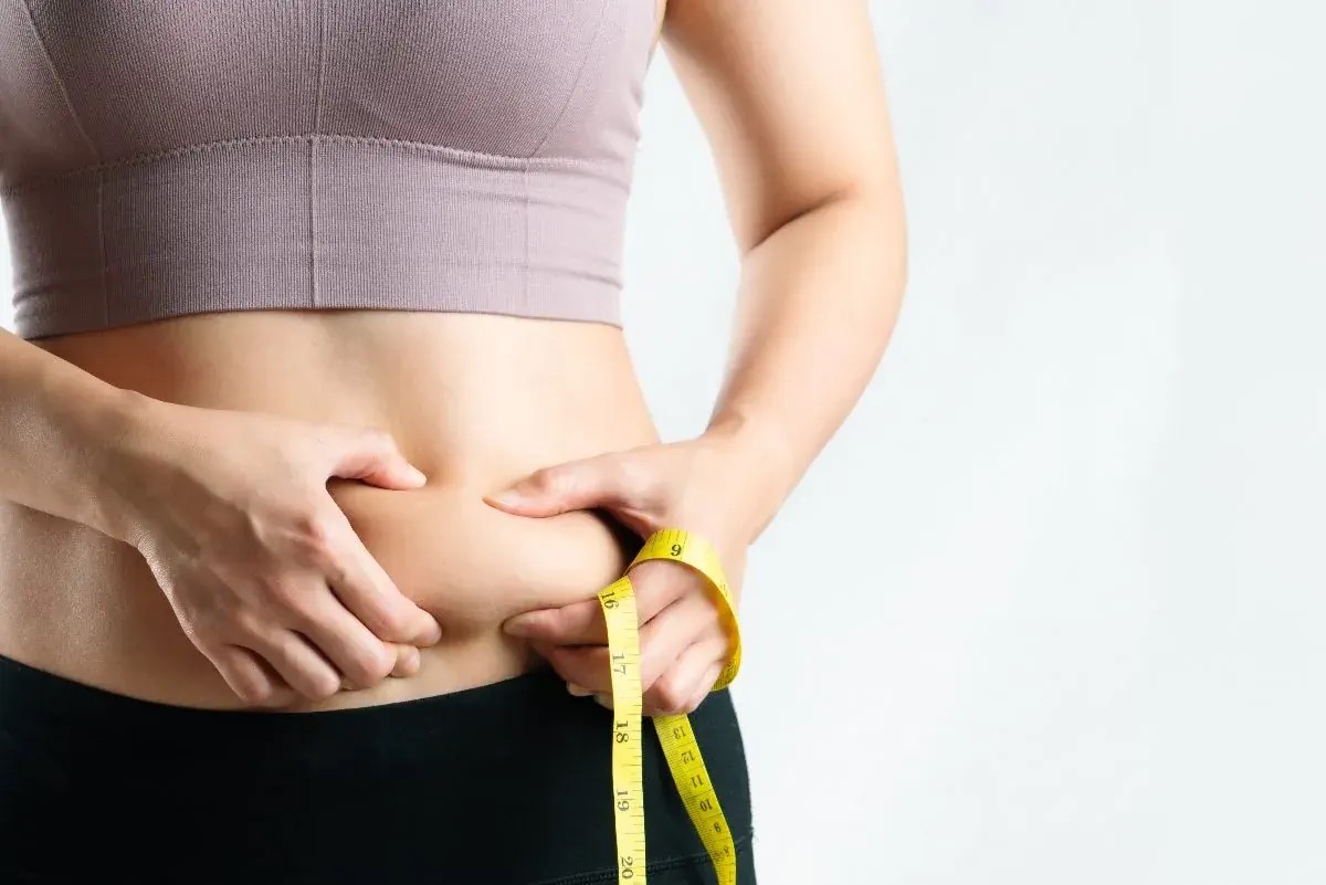عمل لیپوماتیک چیست و چگونه انجام می‌شود؟ + مزایا و عوارض