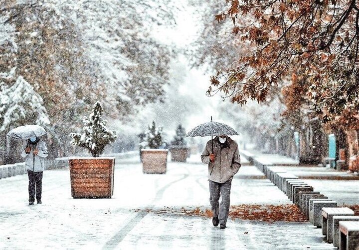پیش‌بینی زمان بارش برف در تهران