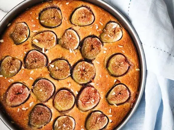 طرز-تهیه-کیک-انجیر