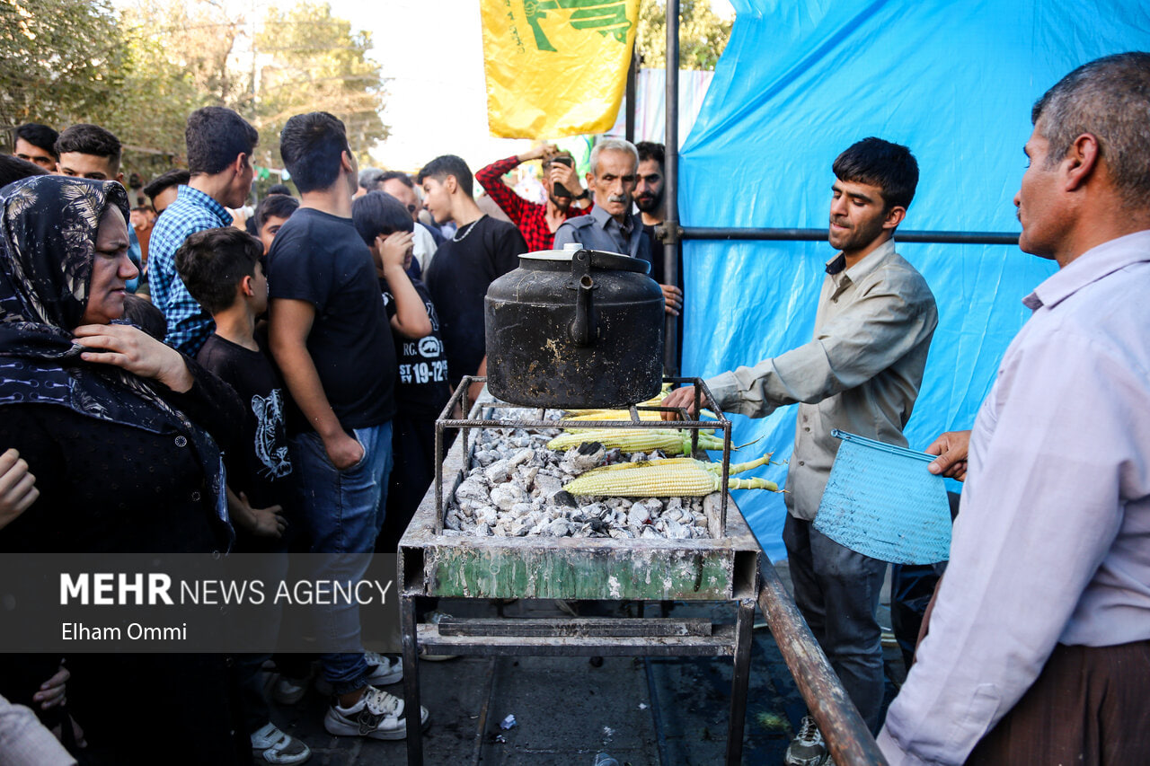 تصاویر متفاوتی که از جشن میلاد پیامبر  وایرال شد