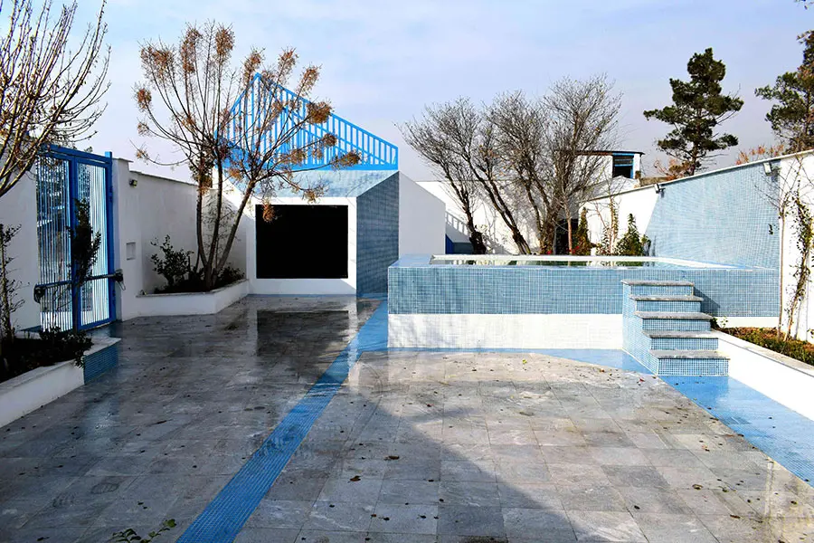 waiting-house-design-21