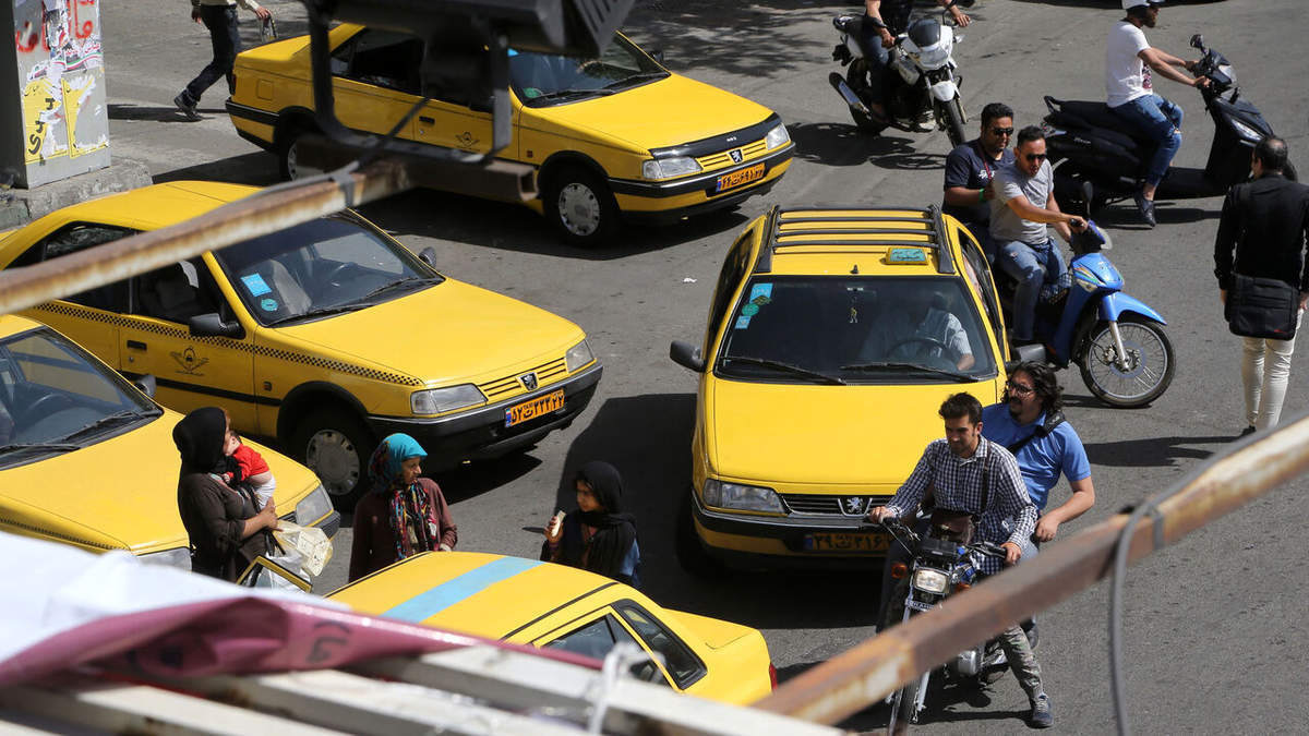 تاکسی۲