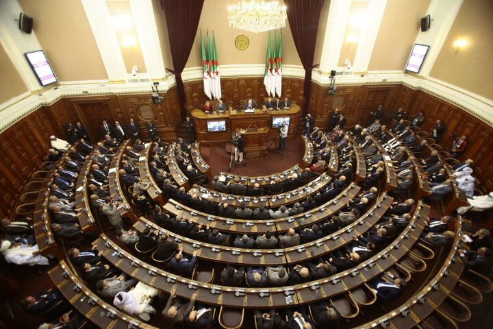 الجزایر قانون اجازه جنگ با اسرائیل را تصویب کرد
