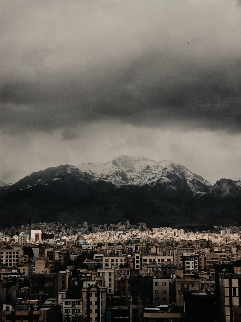 تصاویر کارت پستالی از تهران در بهمن ۱۴۰۲