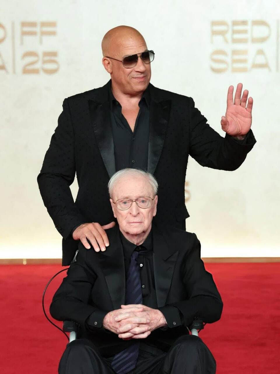 photo_2025-12-05_21-41-55