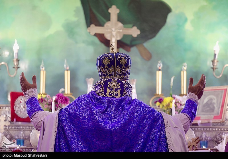 1404101109285299035217524