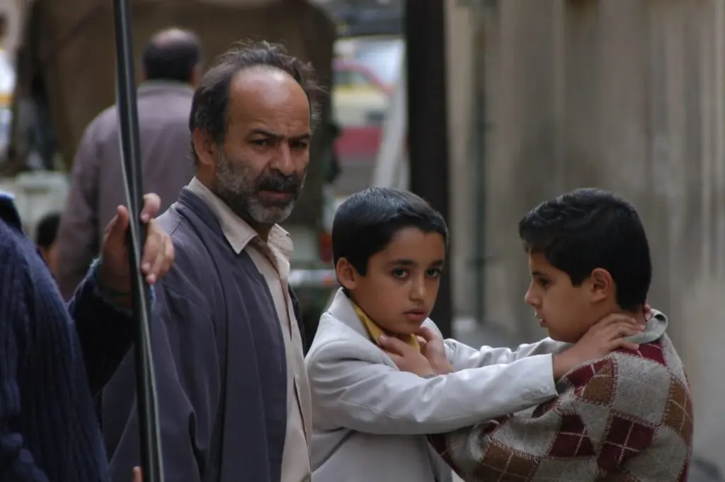 پشت-صحنه-سبز-کوچک-1024x681