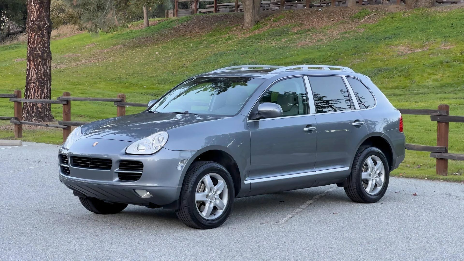 3-2005-cayenne-s