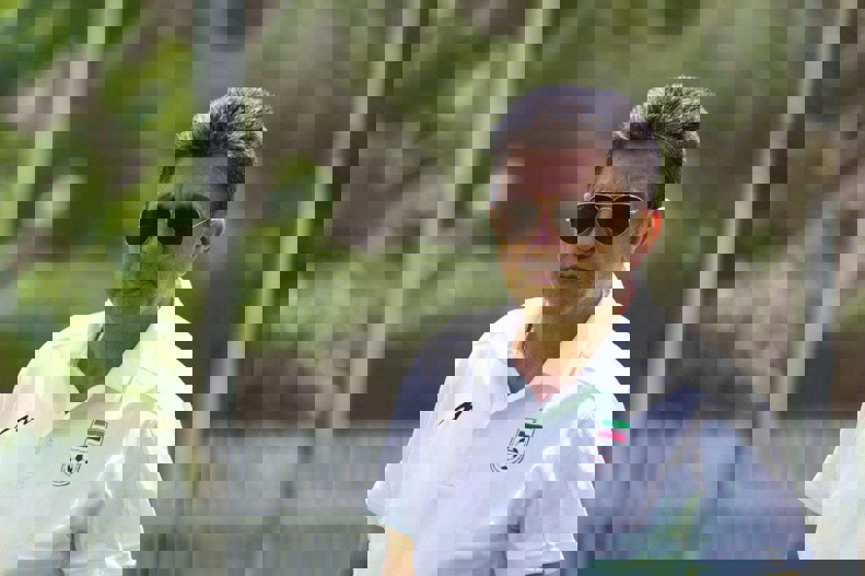 n0nav2bk9