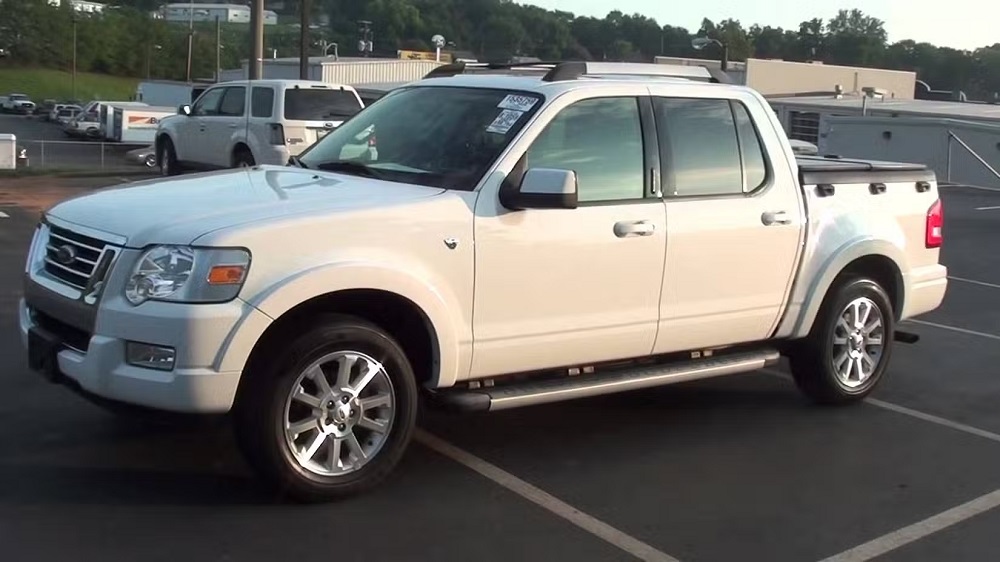 4-2010-Ford-Explorer-Sport-Trac